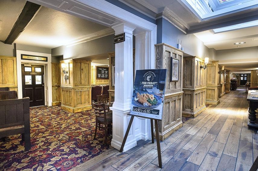 The Royal Hop Pole Wetherspoon Tewkesbury Exterior foto